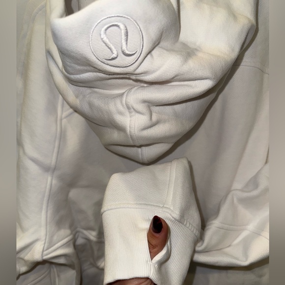 Lululemon. University Of South Carolina Cropped Sweater. - Picture 9 of 10